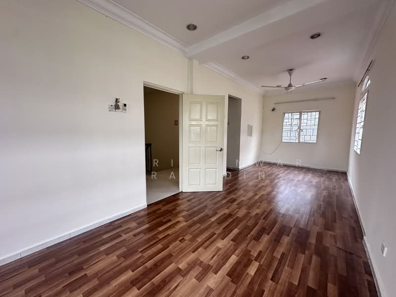 Rumah Berkembar untuk Dijual di Bukit Bandaraya (Shah Alam) - Khairil Anwar Sirajudin - Interior - PropertyGuru.com.my