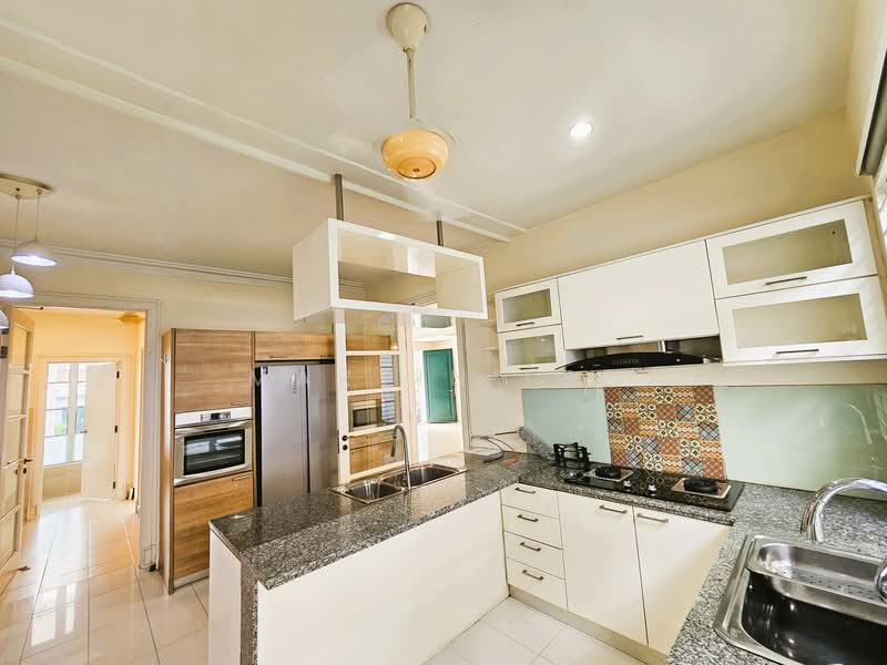3-storey Terraced House for Rent in Damansara Heights (Kuala Lumpur) - Martin Lee - Kitchen - PropertyGuru.com.my