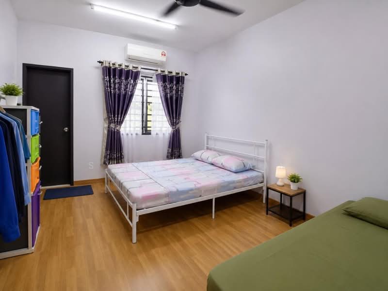 Rumah Teres untuk Dijual di Aman Putri (Sungai Buloh) - Syahrim Naim - Bedroom - PropertyGuru.com.my