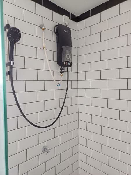 Service Residence for Rent at E'Island Lake Haven - Julisyazwani @ Wani - Bathroom - PropertyGuru.com.my