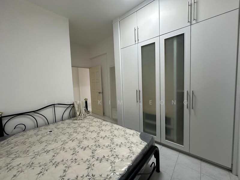Apartment for Rent at Parkview Towers - Teoh Kim Leong - Bedroom - PropertyGuru.com.my