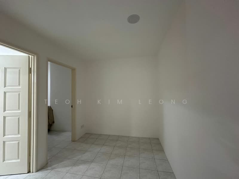 Apartment for Rent at Parkview Towers - Teoh Kim Leong - Interior - PropertyGuru.com.my