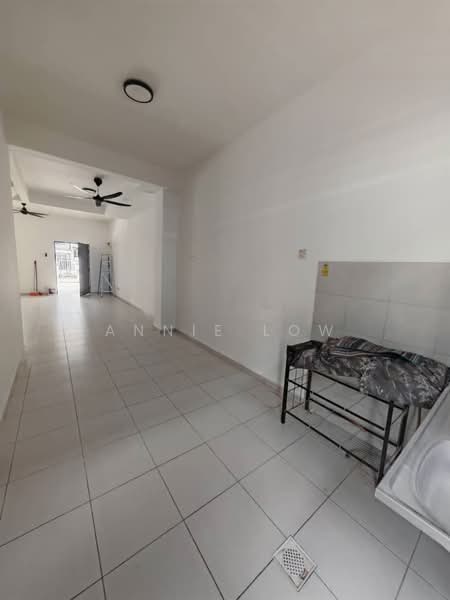 Rumah Teres 2.5 Tingkat untuk Dijual di Taman Scientex Utama (Senai) - Annie Low - Interior - PropertyGuru.com.my