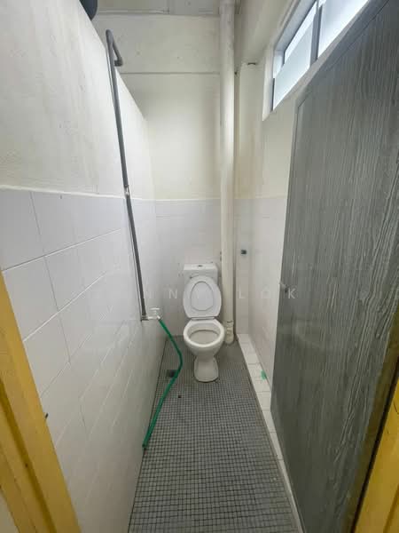 Rumah Flat untuk Dijual di Taman Belibis - Sunny Lok - Bathroom - PropertyGuru.com.my