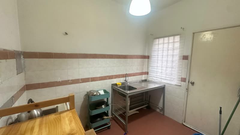 Rumah Teres 1 Tingkat untuk Dijual di Kelana Jaya (Petaling Jaya) - Azli Ibrahim - Kitchen - PropertyGuru.com.my