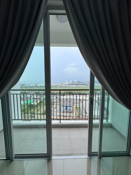 Kondominium untuk Disewa di Havana Beach Residences - Rackson Khor - Balcony - PropertyGuru.com.my
