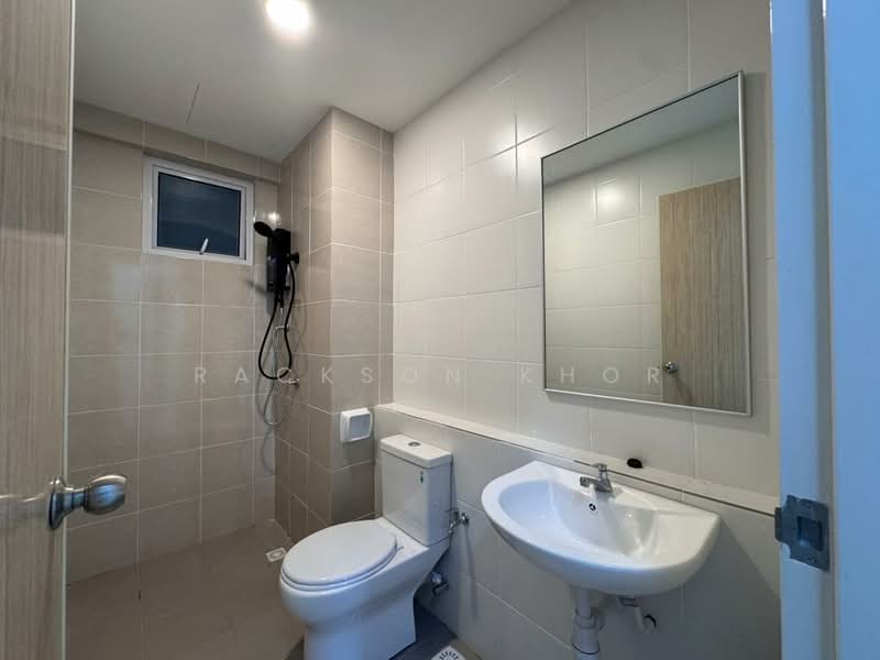 Kondominium untuk Disewa di Havana Beach Residences - Rackson Khor - Bathroom - PropertyGuru.com.my