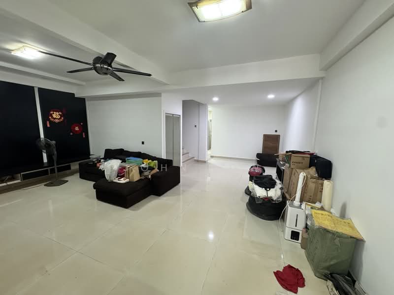 Rumah Banglo untuk Disewa di Taman Putri Kulai (Kulai) - John Low - Living Room - PropertyGuru.com.my