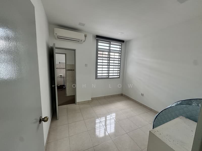 Rumah Banglo untuk Disewa di Taman Putri Kulai (Kulai) - John Low - Interior - PropertyGuru.com.my