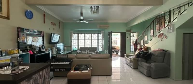 2-storey Terraced House for Rent in Taman Bukit Segar (Cheras) - Chin Thong Pan - Living Room - PropertyGuru.com.my