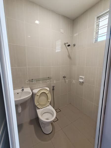 2-storey Terraced House for Sale in Kemuning Utama (Shah Alam) - Chloe Tan - Bathroom - PropertyGuru.com.my