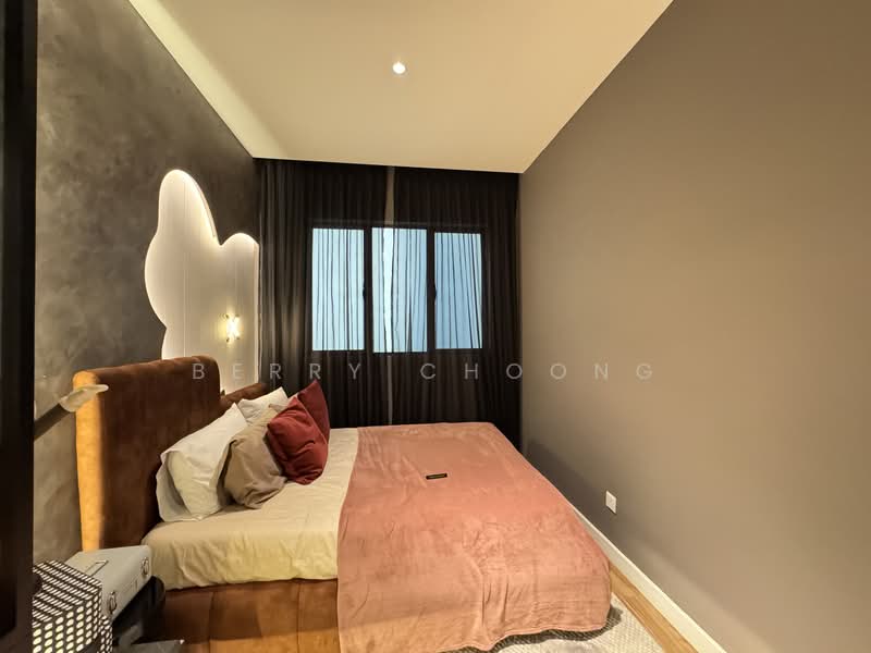 Service Residence for Sale at D'Nuri Residences @ Kwasa Damansara - Berry Choong - Bedroom - PropertyGuru.com.my