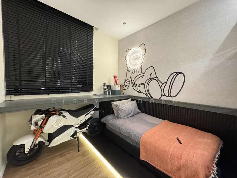 Service Residence for Sale at D'Nuri Residences @ Kwasa Damansara - Berry Choong - Bedroom - PropertyGuru.com.my