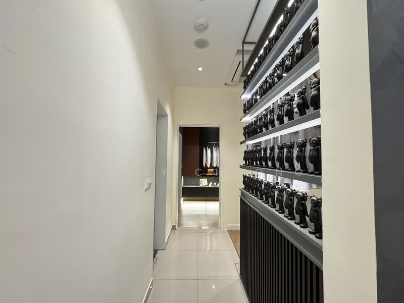 Service Residence for Sale at D'Nuri Residences @ Kwasa Damansara - Berry Choong - Corridor - PropertyGuru.com.my