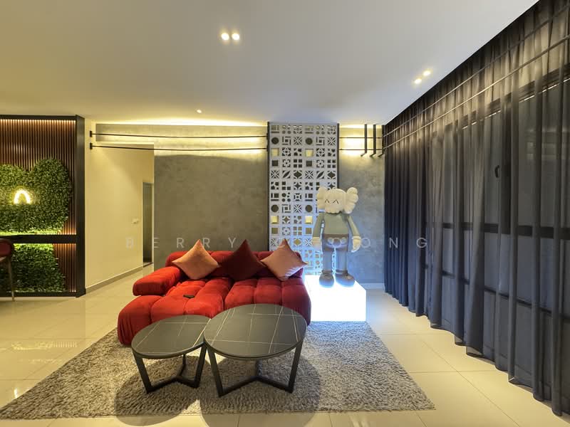 Service Residence for Sale at D'Nuri Residences @ Kwasa Damansara - Berry Choong - Living Room - PropertyGuru.com.my