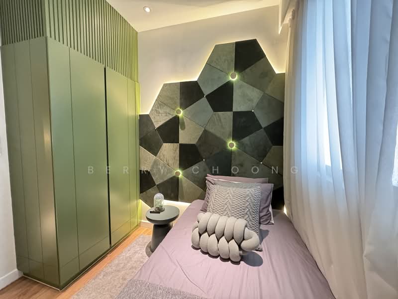 Service Residence for Sale at D'Nuri Residences @ Kwasa Damansara - Berry Choong - Bedroom - PropertyGuru.com.my