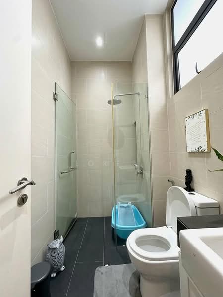 Semi-Detached House for Sale in Setia Alam (Selangor) - Loke . - Bathroom - PropertyGuru.com.my