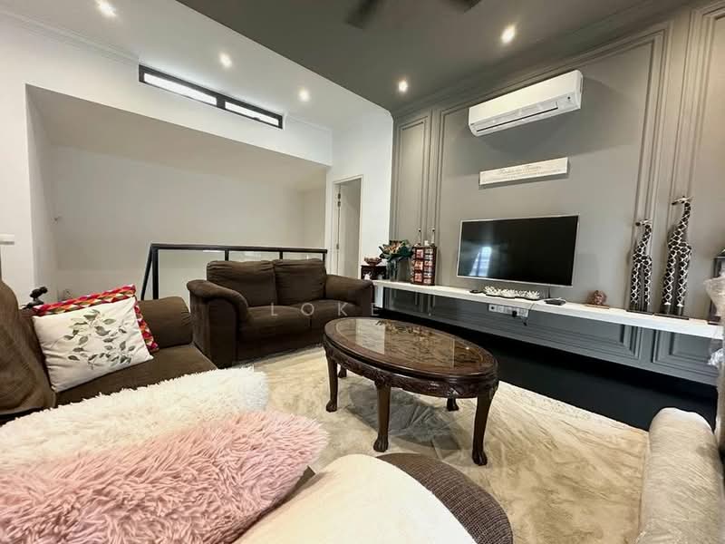 Semi-Detached House for Sale in Setia Alam (Selangor) - Loke . - Living Room - PropertyGuru.com.my