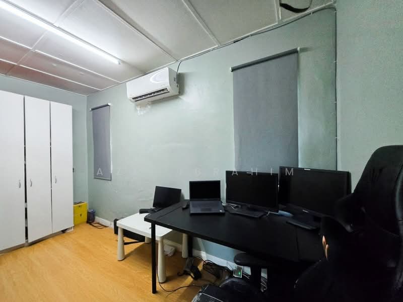 2-storey Terraced House for Sale in Seksyen 17 (Shah Alam) - Azli Ibrahim - Study - PropertyGuru.com.my