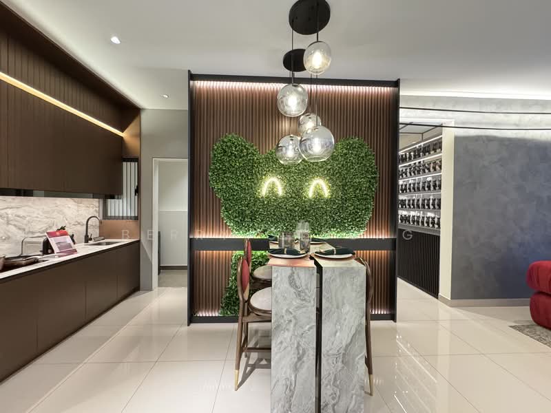 Service Residence for Sale at D'Nuri Residences @ Kwasa Damansara - Berry Choong - Kitchen - PropertyGuru.com.my