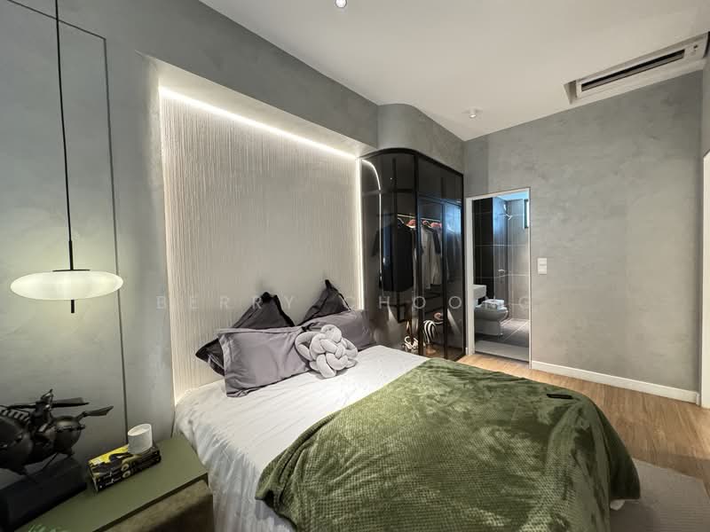 Service Residence for Sale at D'Nuri Residences @ Kwasa Damansara - Berry Choong - Bedroom - PropertyGuru.com.my