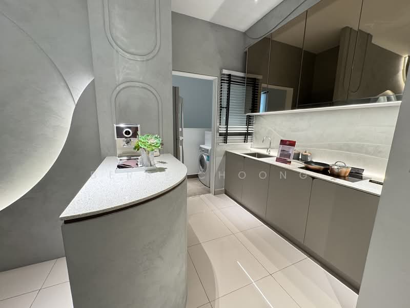 Service Residence for Sale at D'Nuri Residences @ Kwasa Damansara - Berry Choong - Kitchen - PropertyGuru.com.my