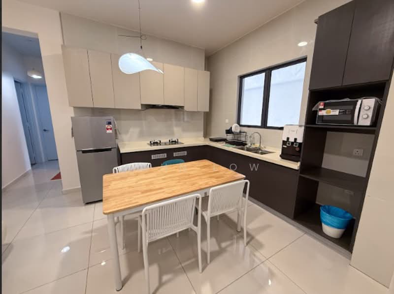 Kondominium untuk Disewa di Bay Point @ Country Garden Danga Bay - John Low - Kitchen - PropertyGuru.com.my