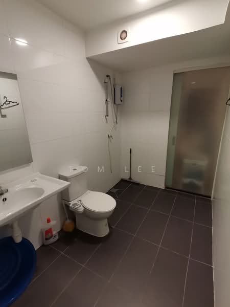 Servis Apartment untuk Disewa di SOHO @ Empire City - Tom Lee - Bathroom - PropertyGuru.com.my