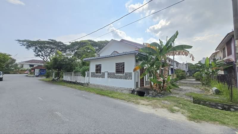 Rumah Teres 2 Tingkat untuk Dijual di Bangi (Selangor) - Saiful Nizam - Exterior - PropertyGuru.com.my