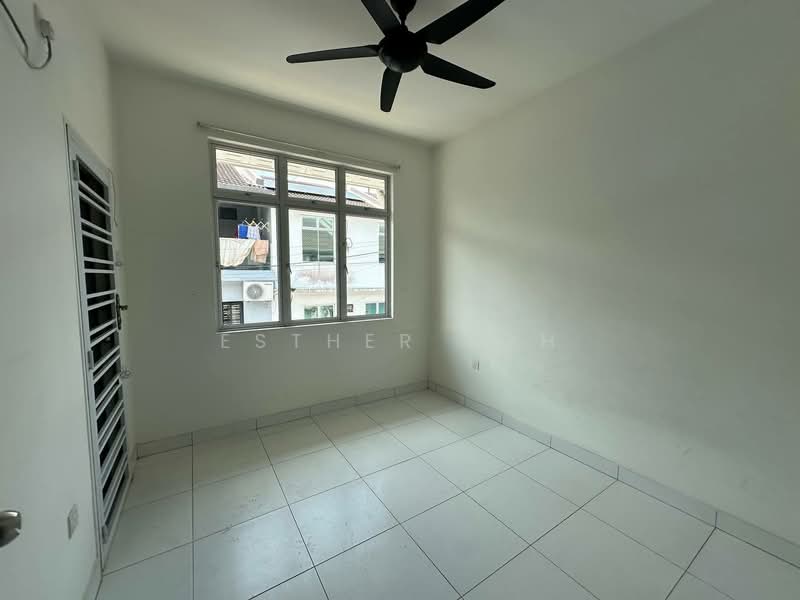 2-storey Terraced House for Sale in Taman Mutiara Rini (Skudai) - Esther Toh - PropertyGuru.com.my