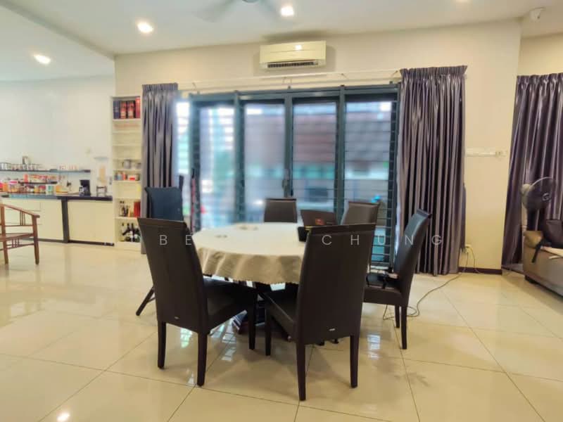 Semi-Detached House for Sale in Shah Alam (Selangor) - Nobeille Chung - Dining Room - PropertyGuru.com.my
