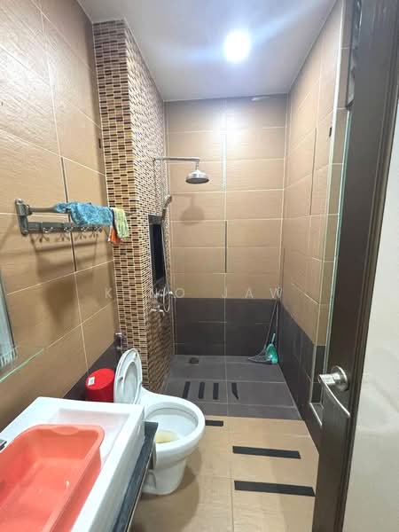 Rumah Kluster untuk Dijual di Taman Sutera Utama (Skudai) - Kino Jaw - Bathroom - PropertyGuru.com.my