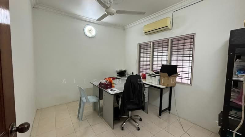 1-storey Terraced House for Sale in Kepong Baru (Kepong) - Alison Chiu - Study - PropertyGuru.com.my