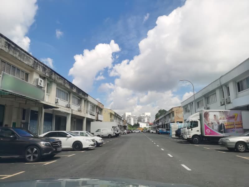 Terrace Factory for Sale in Usj 1 (Subang Jaya) - Yeong CC - Exterior - PropertyGuru.com.my