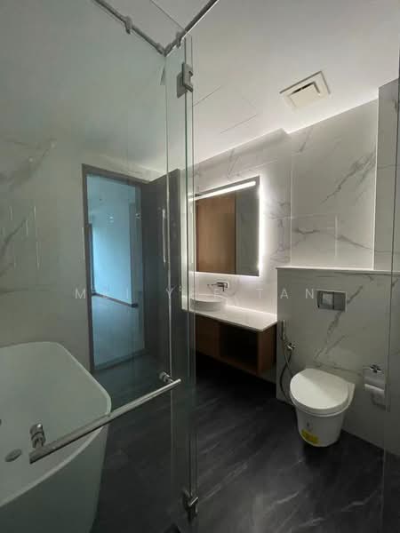 Servis Apartment untuk Disewa di Core Residence @ TRX - Mei Yee Tan - Bathroom - PropertyGuru.com.my