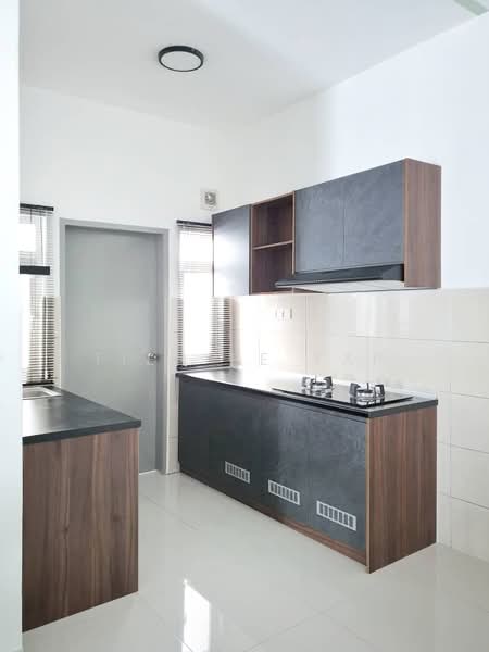 Servis Apartment untuk Disewa di TR Residence - Tien Ee Yap - Kitchen - PropertyGuru.com.my