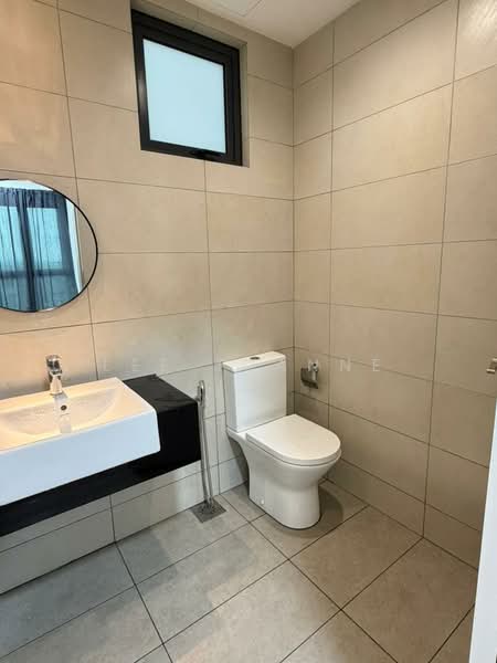 Servis Apartment untuk Disewa di Serviced Residence @ Sunway D'hill Residences - Lee Joanne - Bathroom - PropertyGuru.com.my