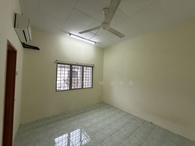 2-storey Terraced House for Rent in Taman Jati (Rawang) - LEON WONG - Interior - PropertyGuru.com.my
