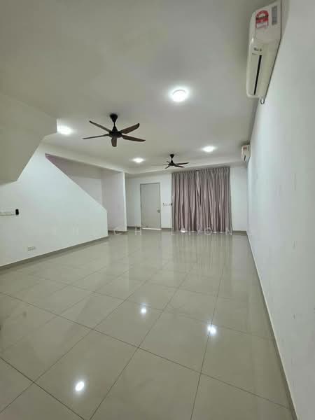2-storey Terraced House for Rent in Iskandar Puteri (Nusajaya) (Johor) - Enoch Liong - Living Room - PropertyGuru.com.my