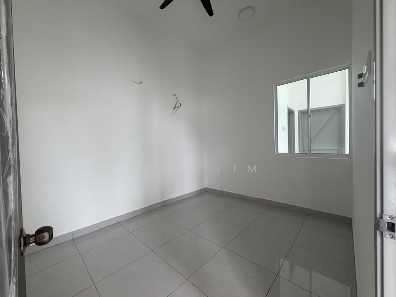 3-storey Terraced House for Sale in Jawi (Nibong Tebal) - Fung Lim - Interior - PropertyGuru.com.my