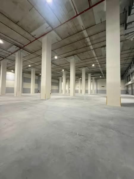 Warehouse for Rent in Seksyen 33 (Shah Alam) - STEVE KI - Interior - PropertyGuru.com.my