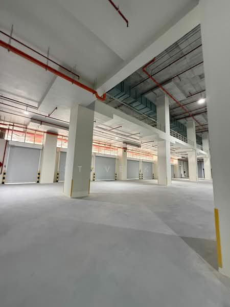 Warehouse for Rent in Seksyen 33 (Shah Alam) - STEVE KI - Interior - PropertyGuru.com.my