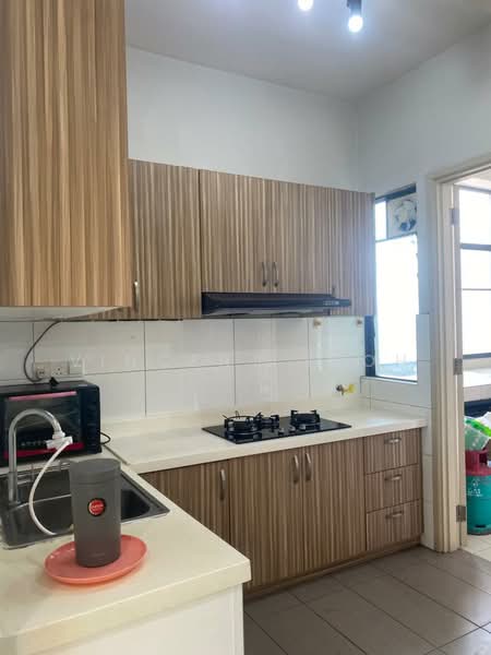 Kondominium untuk Disewa di KM1 West - Vincent Yeoh - Kitchen - PropertyGuru.com.my