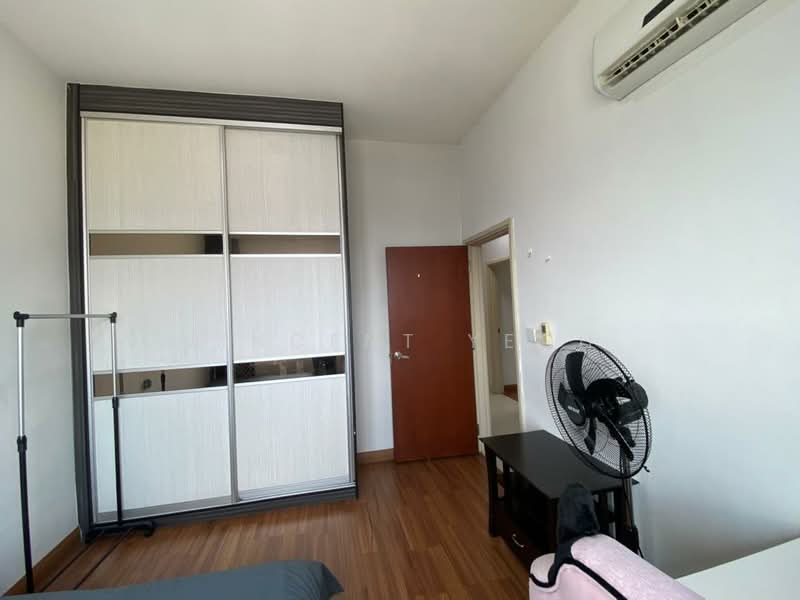 Kondominium untuk Disewa di KM1 West - Vincent Yeoh - Bedroom - PropertyGuru.com.my