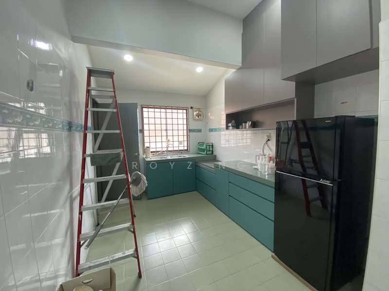 Rumah Teres 1 Tingkat untuk Dijual di Taman Bukit Jaya (Ulu Tiram) - Royz Ng - Kitchen - PropertyGuru.com.my