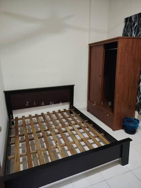 Apartment for Sale at Residensi Warnasari 2 - Ziana Najib - Bedroom - PropertyGuru.com.my