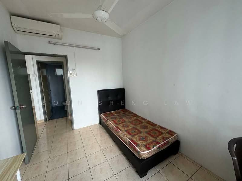 Condominium for Sale at Angkasa Condominiums - Soon Sheng Law - Bedroom - PropertyGuru.com.my