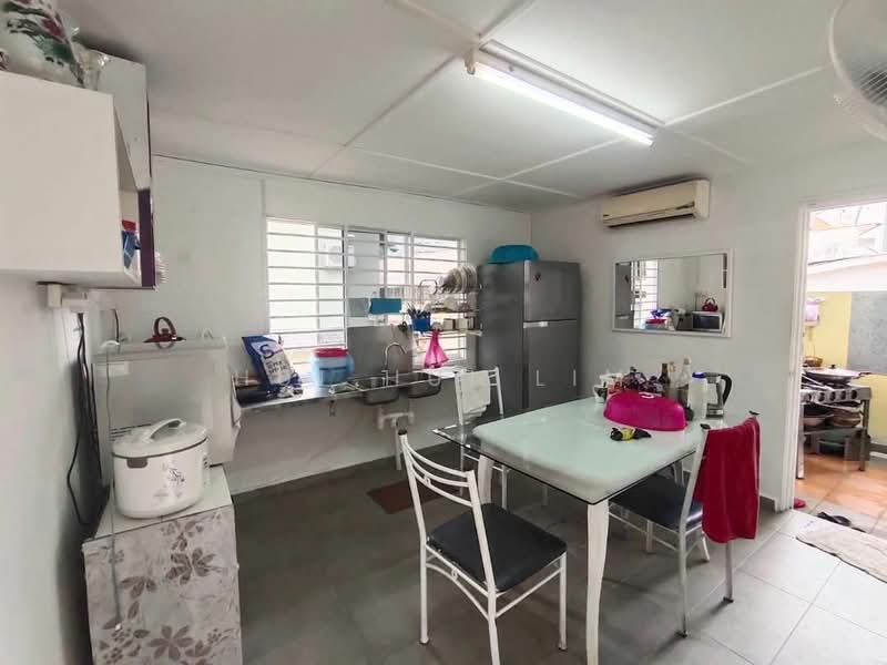 1-storey Terraced House for Sale in Johor Bahru (Johor) - Hui Hui Lim - Kitchen - PropertyGuru.com.my