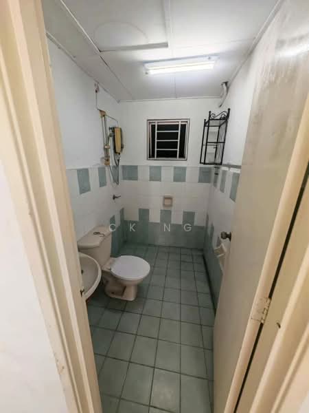 Condominium for Sale at Cengal Condominium - CK Ng - Bathroom - PropertyGuru.com.my