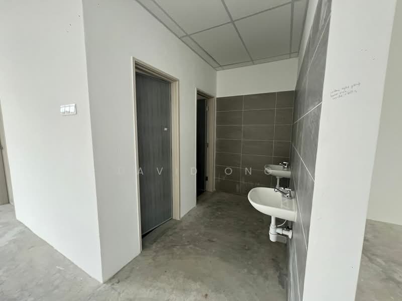 Kedai untuk Disewa di Taman Desa Cemerlang (Ulu Tiram) - David Ong - Interior - PropertyGuru.com.my